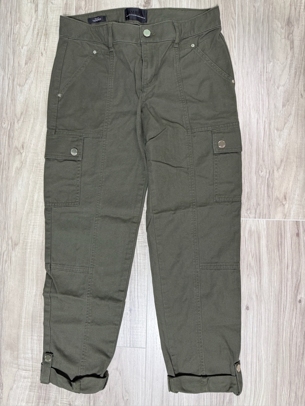 White House Black Market Mid-Rise Utility Cargo Pants Army Green Size 2